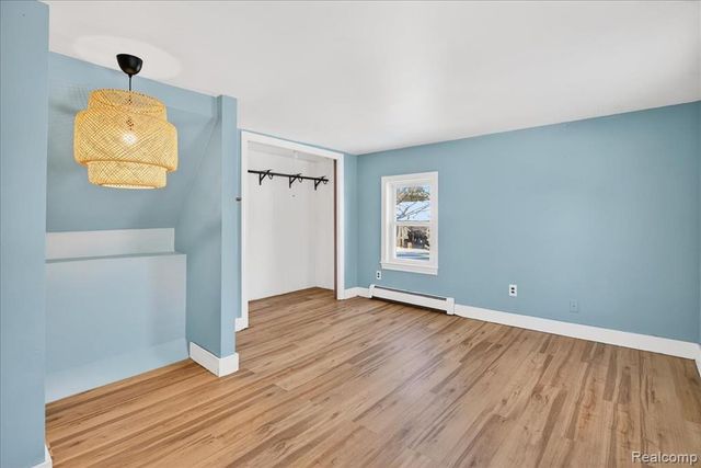 930 S Hadley Road, Ortonville, MI 48462