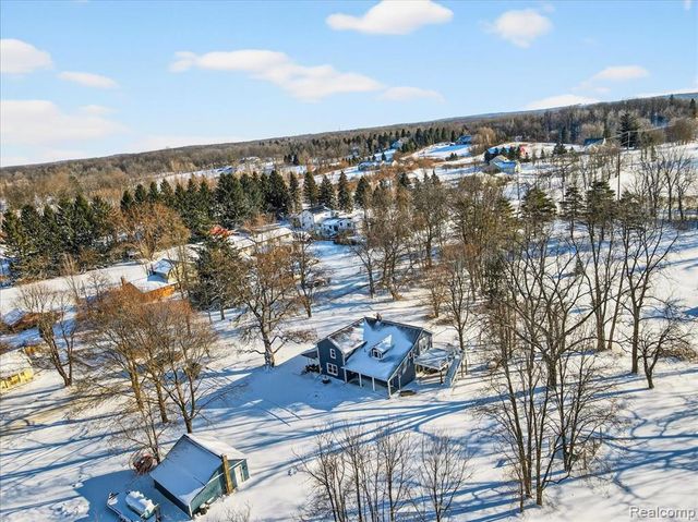 930 S Hadley Road, Ortonville, MI 48462