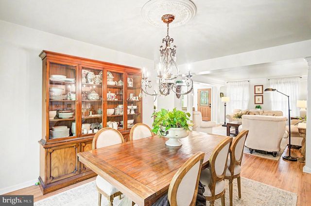 8 CAMBRIDGE CT, Little Egg Harbor Twp, NJ 08087