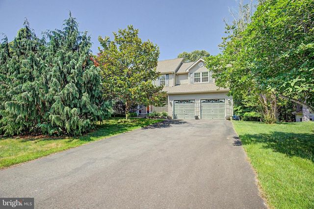 8 CAMBRIDGE CT, Little Egg Harbor Twp, NJ 08087