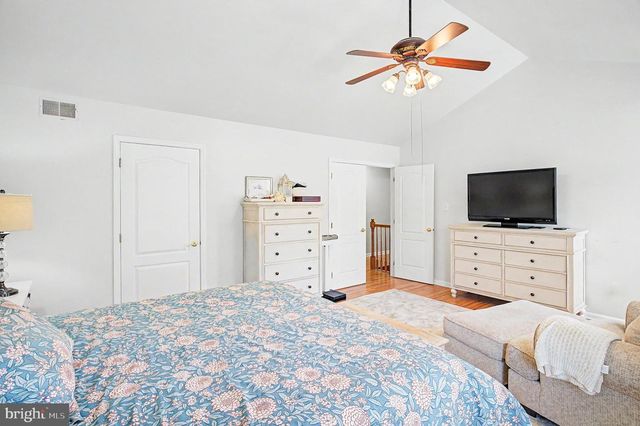 8 CAMBRIDGE CT, Little Egg Harbor Twp, NJ 08087
