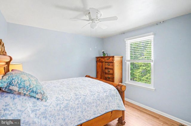 8 CAMBRIDGE CT, Little Egg Harbor Twp, NJ 08087