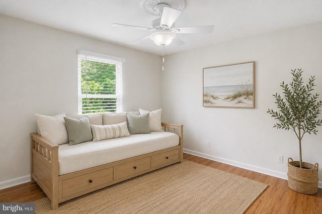 8 CAMBRIDGE CT, Little Egg Harbor Twp, NJ 08087