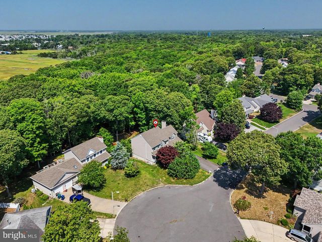 8 CAMBRIDGE CT, Little Egg Harbor Twp, NJ 08087