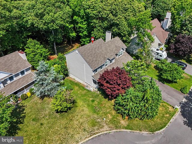 8 CAMBRIDGE CT, Little Egg Harbor Twp, NJ 08087
