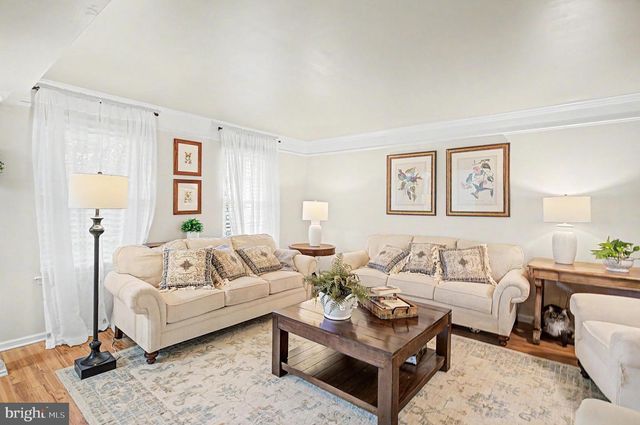 8 CAMBRIDGE CT, Little Egg Harbor Twp, NJ 08087