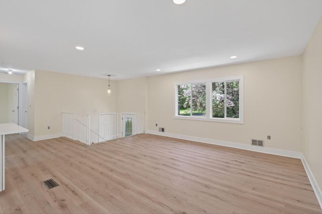 6474 Totem Trail, Circle Pines, MN 55014