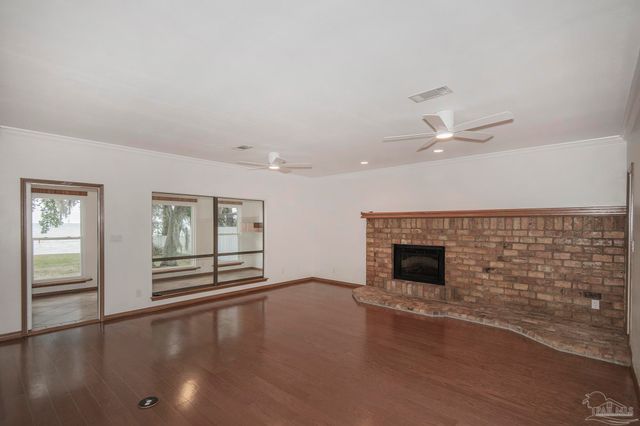 16298 North Shore Dr, Pensacola, FL 32507