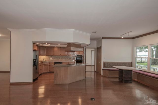 16298 North Shore Dr, Pensacola, FL 32507