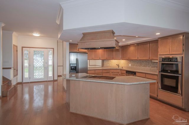 16298 North Shore Dr, Pensacola, FL 32507