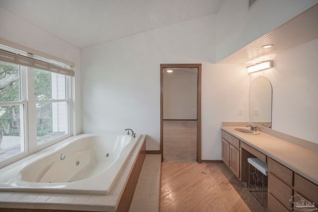 16298 North Shore Dr, Pensacola, FL 32507