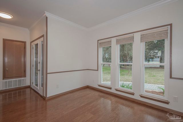 16298 North Shore Dr, Pensacola, FL 32507