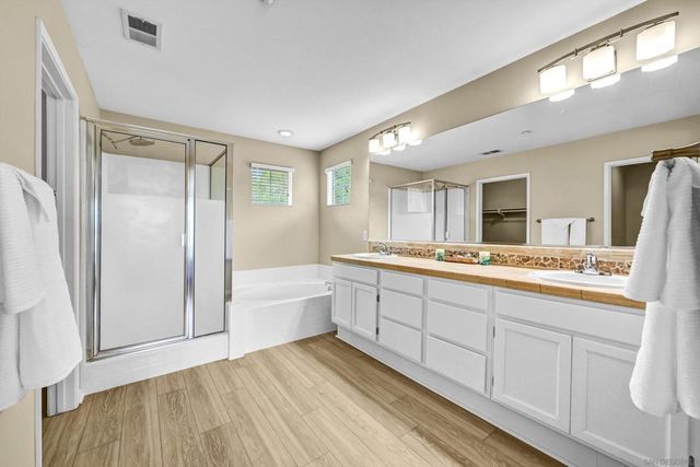 1645 Magnolia Cir., Vista, CA 92081