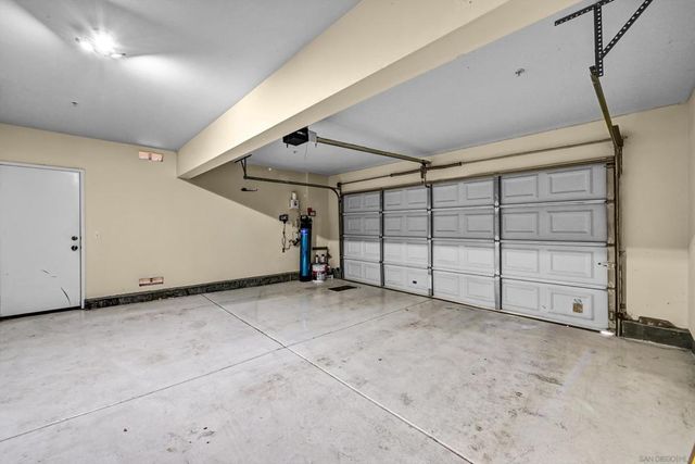 1645 Magnolia Cir., Vista, CA 92081