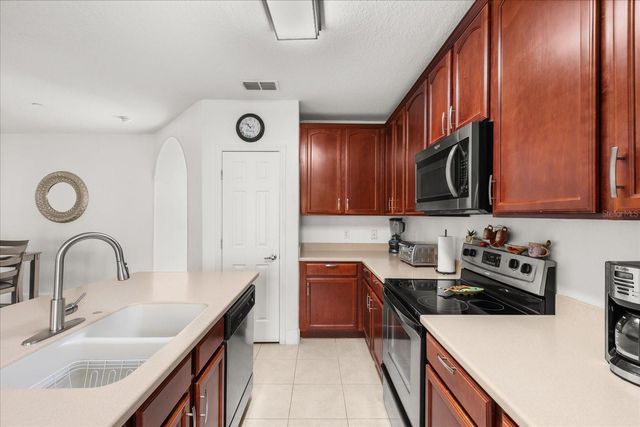 9651 DORIS LANE, Orlando, FL 32829