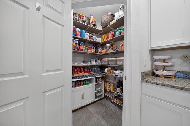 6282 NW Regent Street, Port St. Lucie, FL 34983