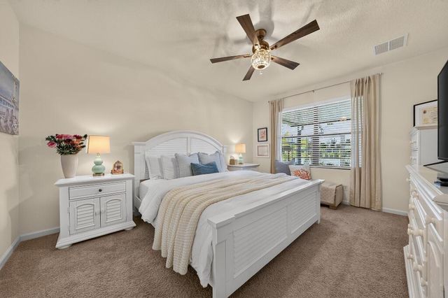 6282 NW Regent Street, Port St. Lucie, FL 34983