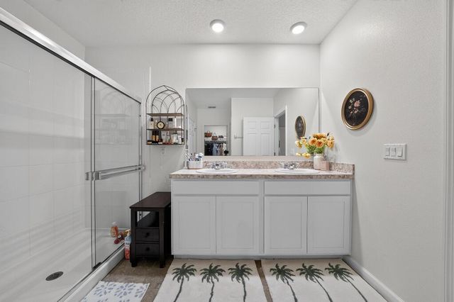 6282 NW Regent Street, Port St. Lucie, FL 34983