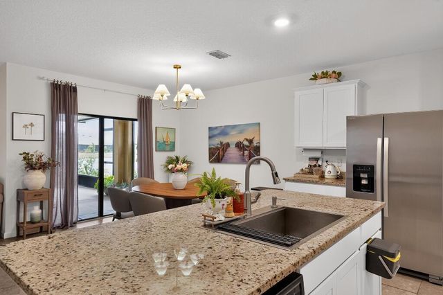 6282 NW Regent Street, Port St. Lucie, FL 34983