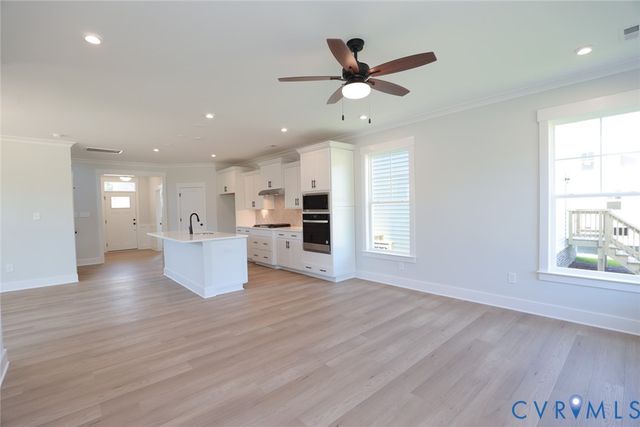 1466 Pinchot St, North Chesterfield, VA 23236