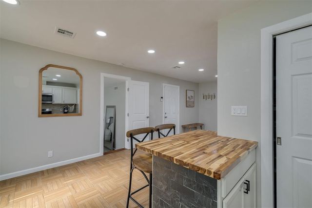 3216 NW 45th Street, Oklahoma City, OK 73112