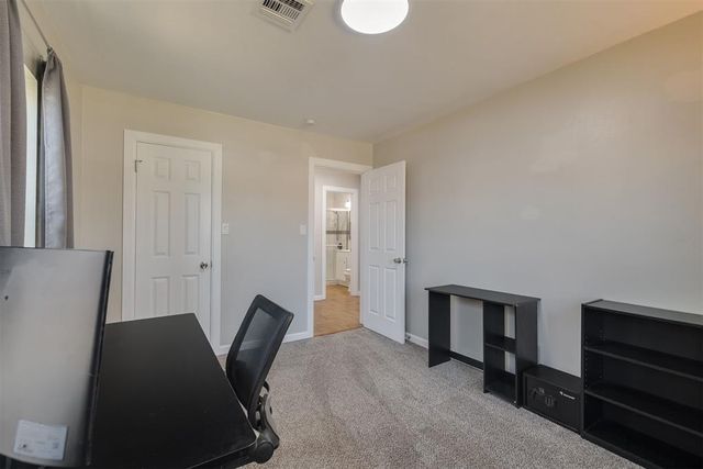 3216 NW 45th Street, Oklahoma City, OK 73112