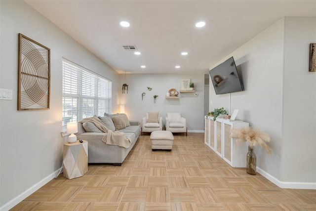 3216 NW 45th Street, Oklahoma City, OK 73112