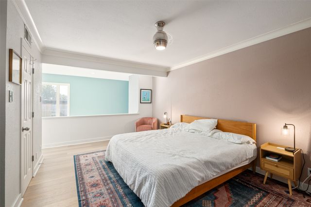 10215 Regal Oaks Drive A, Dallas, TX 75230