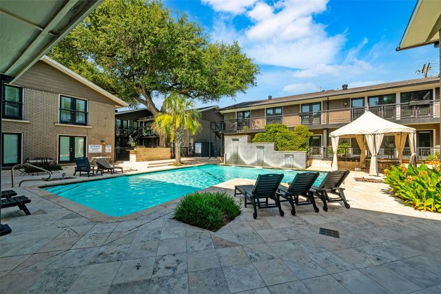 10215 Regal Oaks Drive A, Dallas, TX 75230