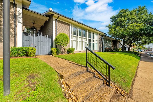 10215 Regal Oaks Drive A, Dallas, TX 75230