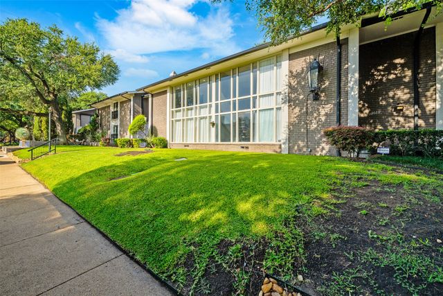 10215 Regal Oaks Drive A, Dallas, TX 75230