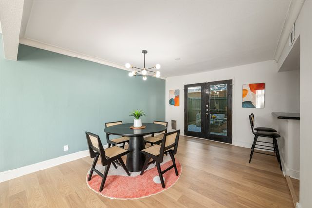 10215 Regal Oaks Drive A, Dallas, TX 75230