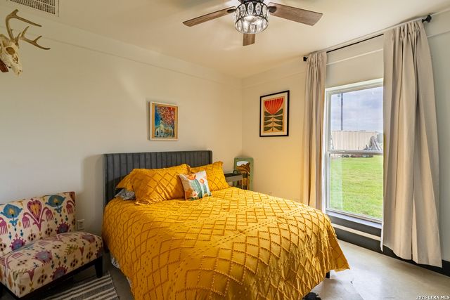 3350 FM 1104, Kingsbury, TX 78638