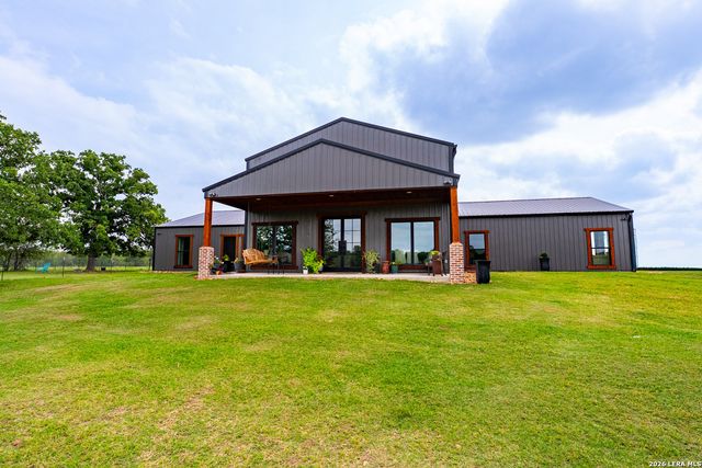 3350 FM 1104, Kingsbury, TX 78638