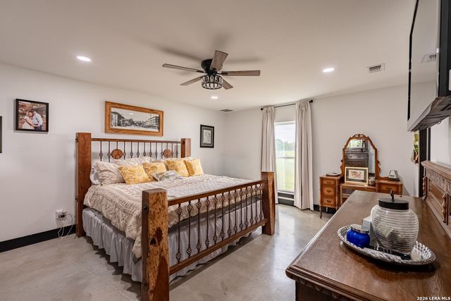 3350 FM 1104, Kingsbury, TX 78638
