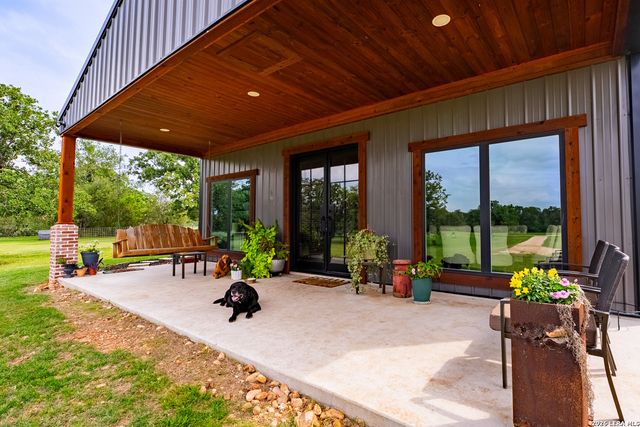 3350 FM 1104, Kingsbury, TX 78638