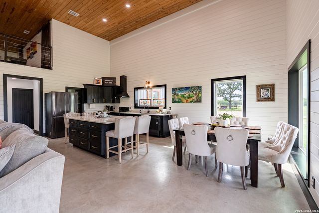 3350 FM 1104, Kingsbury, TX 78638