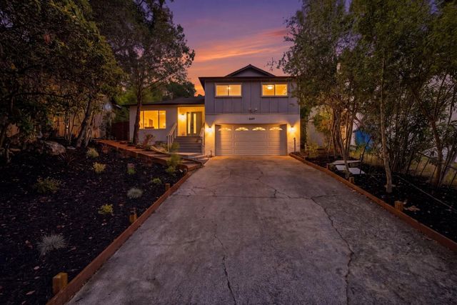 3659 Glenwood Avenue, Redwood City, CA 94062