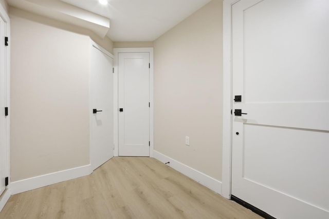3659 Glenwood Avenue, Redwood City, CA 94062