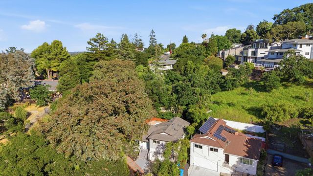 3659 Glenwood Avenue, Redwood City, CA 94062