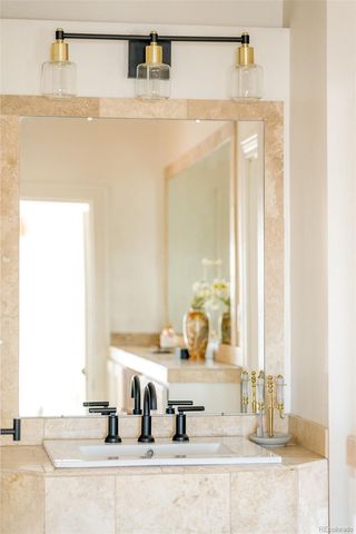 2719 W 32nd Avenue, Denver, CO 80211