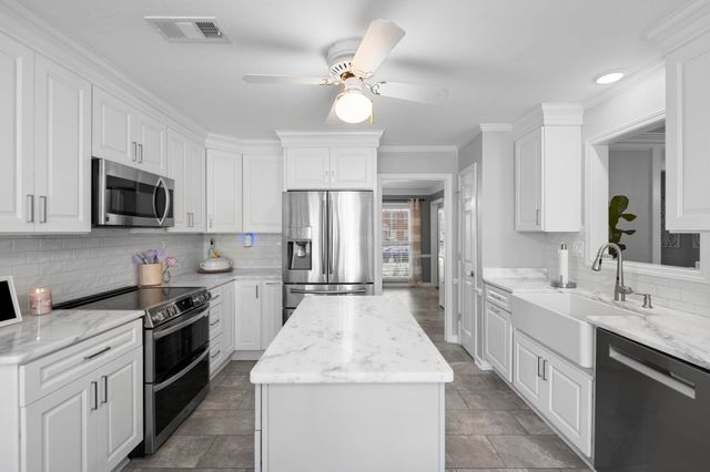 3353 N BEAVER RUN CV, Collierville, TN 38017