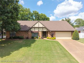 2301 Brigadoon Drive, Fort Smith, AR 72908