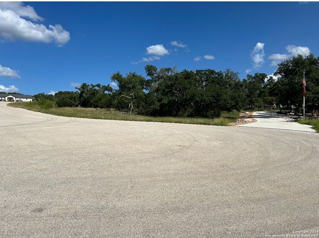 1728 CHARDONNAY, New Braunfels, TX 78132