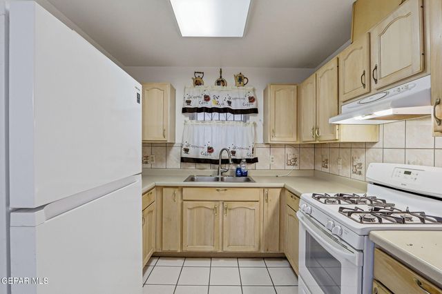 113 Green Desert Circle, El Paso, TX 79928