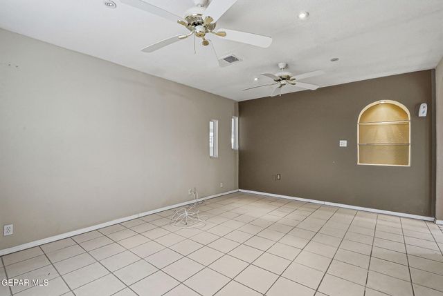 113 Green Desert Circle, El Paso, TX 79928