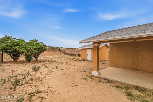 113 Green Desert Circle, El Paso, TX 79928