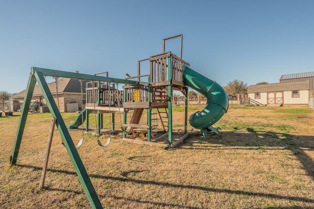 125 Lexington Circle, Haslet, TX 76052