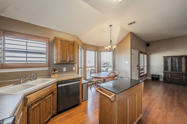 125 Lexington Circle, Haslet, TX 76052