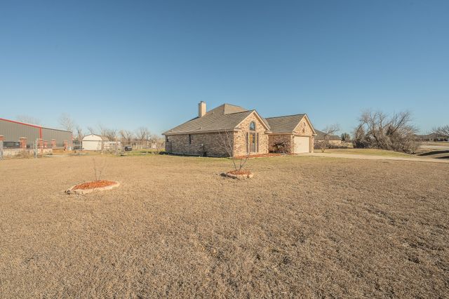 125 Lexington Circle, Haslet, TX 76052